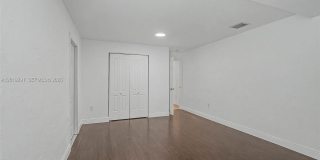 5917 SW 62nd Ter Gallery 9
