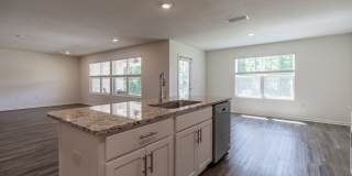 4/2 Stonebridge Rental with Modern Upgrades, Private Wooded Views & Resort-Style Amenities Gallery 9