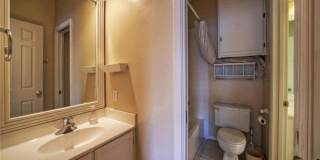 711 W 21st Unit 205 Gallery 25