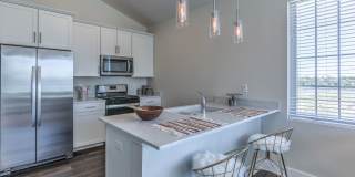 The Bungalows on the Lake - The View Gallery 128