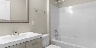 Allenmore Brownstones 2345 State Street  - 105 Gallery 7