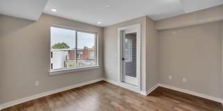 2410 CLIFFORD STREET Gallery 9