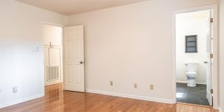 2 Sassafras Lane Gallery 35