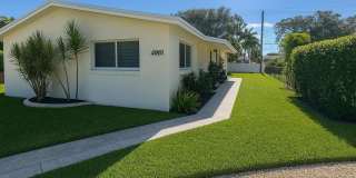 4961 SW 28th Terrace Gallery 1