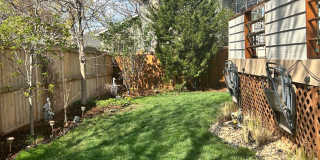 Spacious Garden-level Condo with Kitchenette in North Boulder Gallery 35