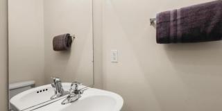 1 KARENDALE Court Gallery 8