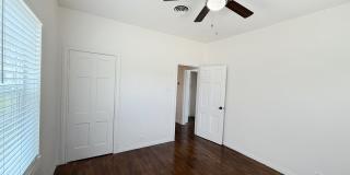 1214 Sutton Gallery 31