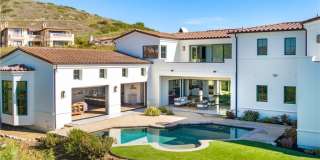 32009 Cape Point Drive Gallery 4