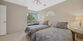 259 Vista Royale Circle W Gallery 23