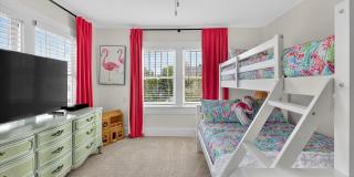 235 10TH AVENUE NE Gallery 41