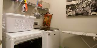 3 Bed 3.5 Bath Luxury Townhome in Convenient Location! Gallery 24