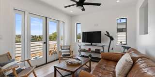 230 W Monterosa Street Gallery 39