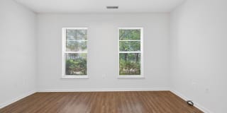 1321 KAREN Boulevard Gallery 24
