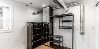276 E Broadway St Gallery 8
