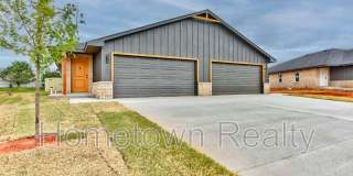 500 N Canyon Terrace Gallery 1