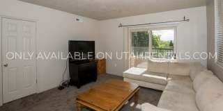 837 E 620 N Gallery 7