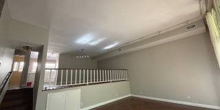 5266 Lindley Avenue Gallery 22