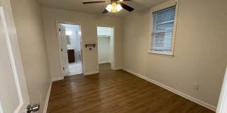 212 Romney Street Gallery 7