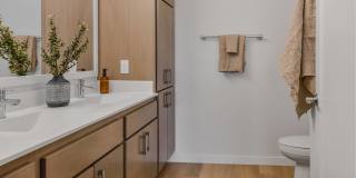 The Hallon Gallery 118