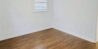 1127 Clifton Road NE unit: 1 Gallery 4