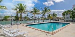 7207 Bay Dr Gallery 1