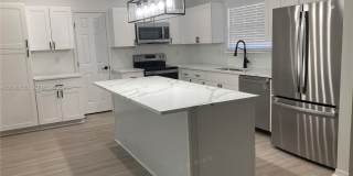 2020 NE 11th Place Gallery 17