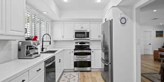***NO HOA - Move In Today*** Coastal Elegance Awaits! Stunning 5-Bedroom Home in Prime Fort Lauderdale Location Gallery 15