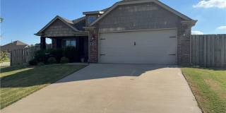 1001 Tulip  ST Gallery 1