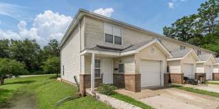 100 Corwin Drive Gallery 3