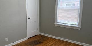 1311 S Jackson Avenue - 2 Gallery 8