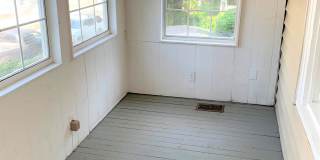 1005 Hampton Street Gallery 6