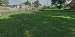 5BR Renovated Home - Accepting Section 8 Gallery 16