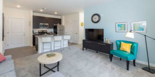 Diamond North Apartments Gallery 3