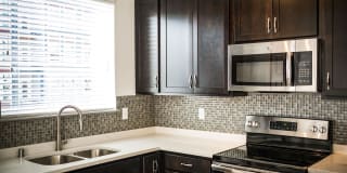 Axis on Lexington Gallery 10