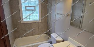 2 Bedroom Duplex W/ Basement & Garage 2 Bedroom Duplex W/ Basement & Garage Gallery 9