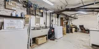 3 BDR Oasis near Denver Botanic Gardens Gallery 24