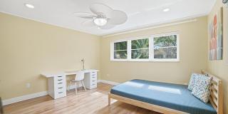 721 N Lakeside Drive Gallery 31