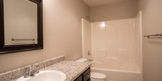 3 Bedroom Duplex with a fenced in yard in Battlefield, MO Gallery 24