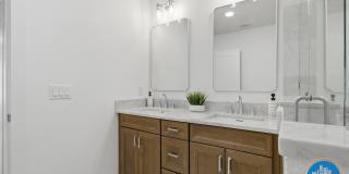 3015 W North B St Gallery 13