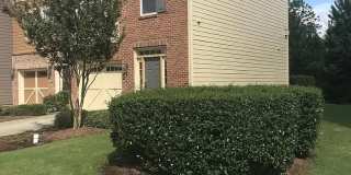 Room in 4 Bedroom Home at Linden Park Ln Gallery 4