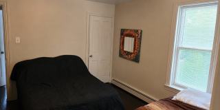 2 Bedroom Single Family Home in Columbia - with Bonus Room! Gallery 12