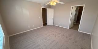 Large Avondale Home W/ Full Bedroom Downstairs and a huge loft! Large Avondale Home W/ Full Bedroom Downstairs and a huge loft! Gallery 27