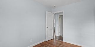 2932 Mars Street Gallery 26