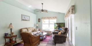$5,495/month -- Beautifully Furnished Pool Home Seasonal Rental ** Lakefront Views ** Just minutes from Manasota Key Beach $5,495/month -- Beautifully Furnished Pool Home Seasonal Rental ** Lakefront Views ** Just minutes from Manasota Key Beach Gallery 12