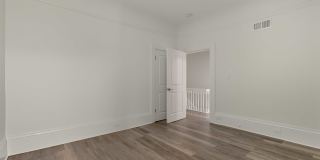 1614 Washington Street Gallery 25