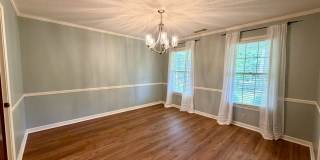 Fabulous Home Near Alice Drive! Gallery 5