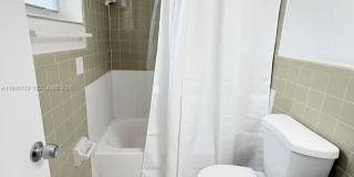 100 NE 78th St Gallery 14