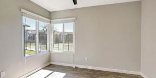 The James Apartments Gallery 59