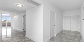 300 SE 5th Avenue Gallery 19