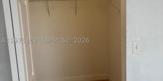 371 NE 26th Ter 371 NE 26th Ter Gallery 7